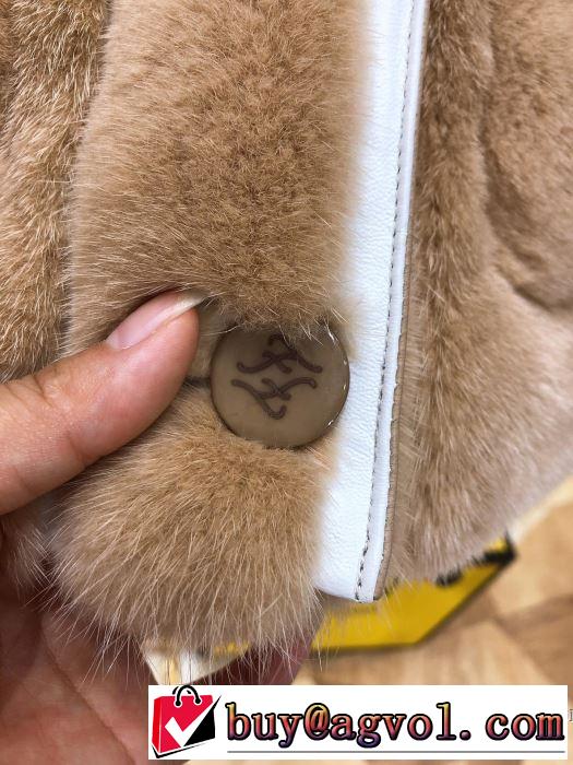 オシャレスタイルが今年流　フェンディ FENDI　2019-20秋冬取り入れやすい　ハーフコート　支持率が高い秋冬最新作