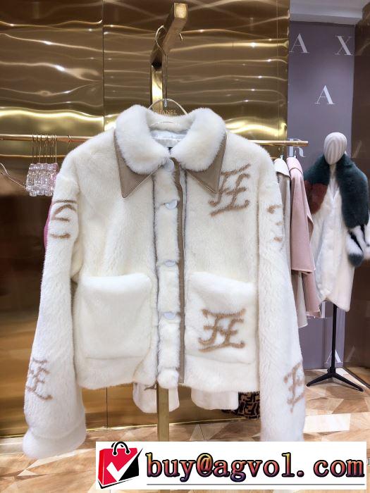 フェンディ最新作おすすめしたい秋冬　 FENDI　おしゃれ感度が高い秋冬トレンド　ハーフコート　先取り 2019/2020秋冬ファッション
