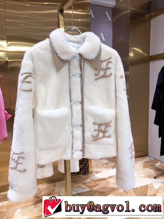 フェンディ最新作おすすめしたい秋冬　 FENDI　おしゃれ感度が高い秋冬トレンド　ハーフコート　先取り 2019/2020秋冬ファッション