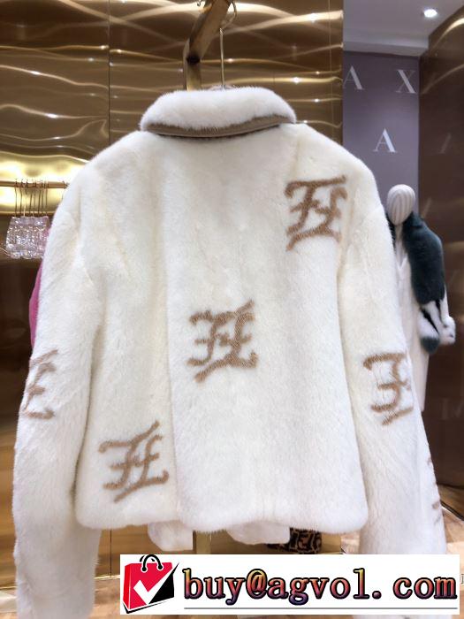 フェンディ最新作おすすめしたい秋冬　 FENDI　おしゃれ感度が高い秋冬トレンド　ハーフコート　先取り 2019/2020秋冬ファッション