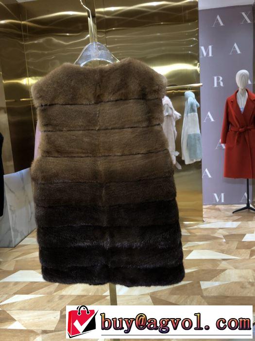 注目の秋ファッション一番　フェンディ FENDI　2019秋冬トレンド押さえておきたい　トップス　おしゃれに秋を迎えるために