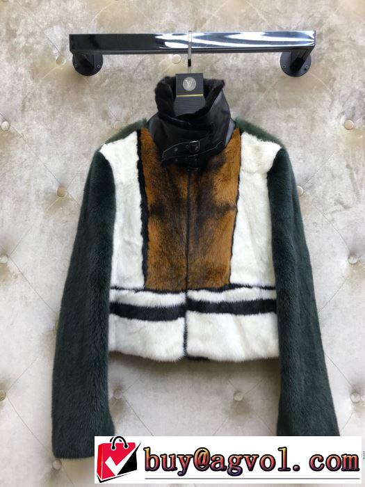 ハーフコート　サイズのよさを感じる新作　ルイ ヴィトン 2019秋冬トレンド押さえておきたい　LOUIS VUITTON　秋にこれがはやりそう