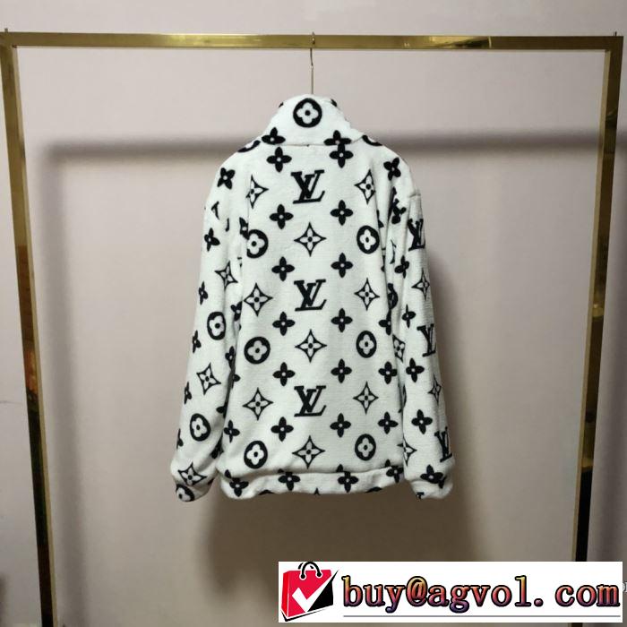 ルイ ヴィトン 秋冬ファッションコーディネート　LOUIS VUITTON　最重要！2019秋冬トレンド　ハーフコート　人気ファッション雑誌でも掲載