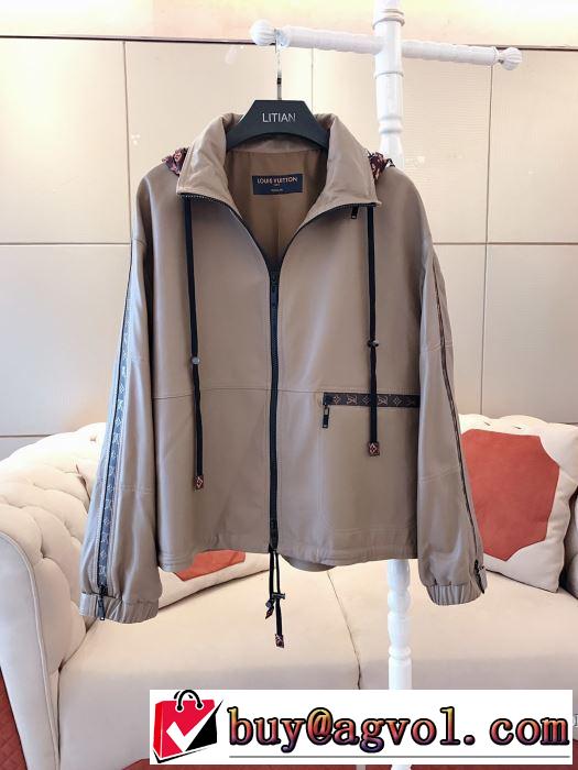 おしゃれなファッションコーデ　ルイ ヴィトン LOUIS VUITTON　【最新】2019年秋冬のトレンド速報　フード付きコート