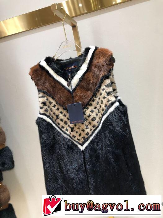 おしゃれに秋を迎えるために　ルイ ヴィトン LOUIS VUITTON　2019トレンドカラー秋冬セール　フード付きコート　とにかく完璧ブランド新作