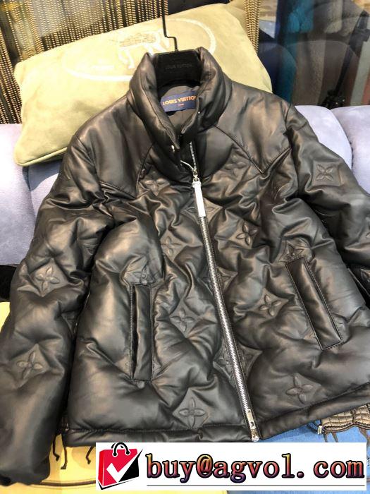 ルイ ヴィトン 秋服コーデ2019年版　LOUIS VUITTON　大胆なチェックの人気トレンド　ダウンジャケット　2019秋冬トレンドアイテム
