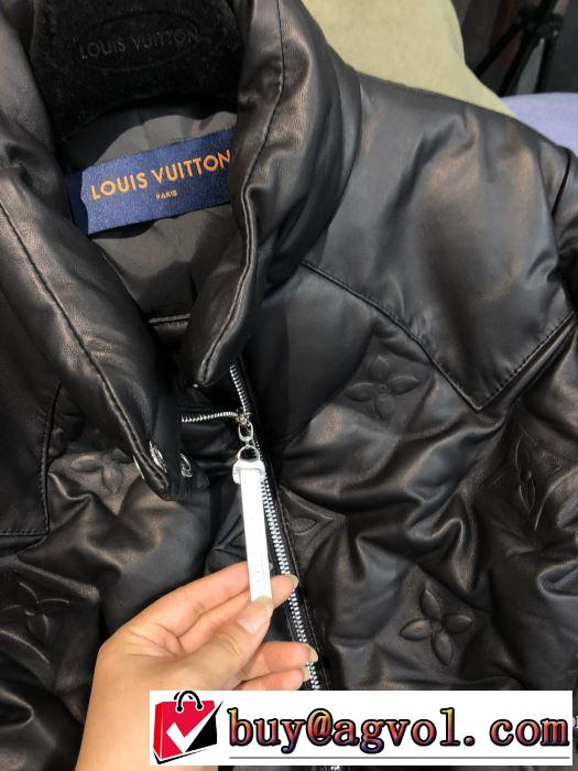 ルイ ヴィトン 秋服コーデ2019年版　LOUIS VUITTON　大胆なチェックの人気トレンド　ダウンジャケット　2019秋冬トレンドアイテム