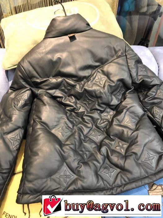 ルイ ヴィトン 秋服コーデ2019年版　LOUIS VUITTON　大胆なチェックの人気トレンド　ダウンジャケット　2019秋冬トレンドアイテム