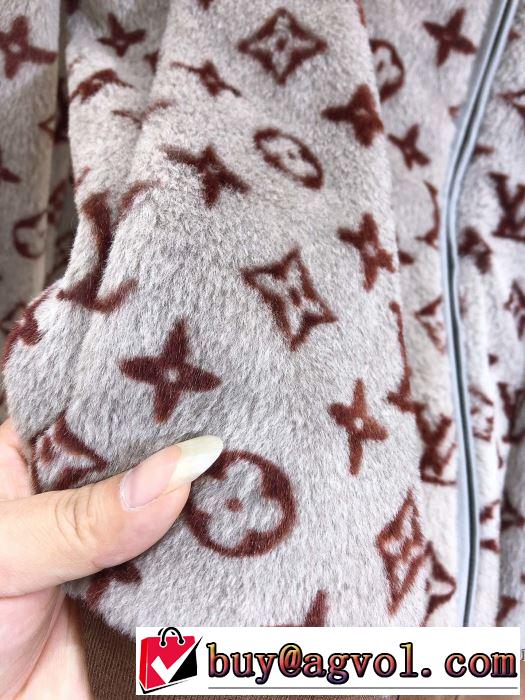 2019秋冬トレンドデザイン　ルイ ヴィトン LOUIS VUITTON　今年注目すべき秋冬ファッション　ハーフコート