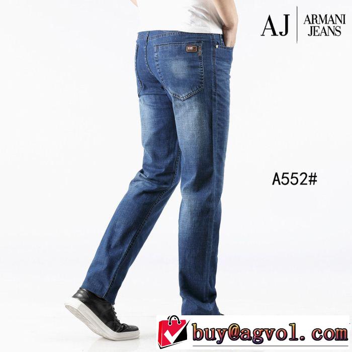 2019年の春夏に着たい 透け感優しい アルマーニ ARMANI ストレートデニムパンツ 爽やかさ