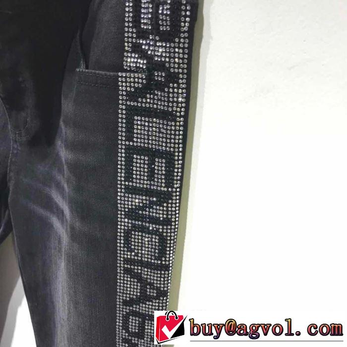 バレンシアガ BALENCIAGA デニムパンツ 2019春夏は人気定番 ブランドの話題の新作も！