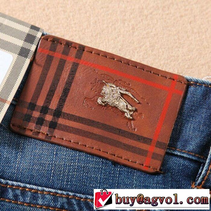 テーパードデニムパンツ バーバリー BURBERRY 2019春夏のトレンド新商品 夏先に大活躍する
