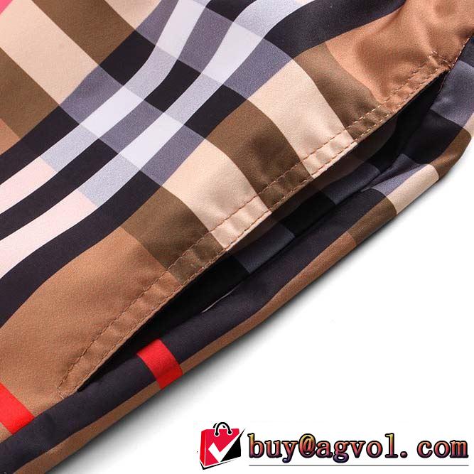 魅力的なカラー使い バーバリー BURBERRY ブランド ジーンズ 2019春夏のトレンド新商品