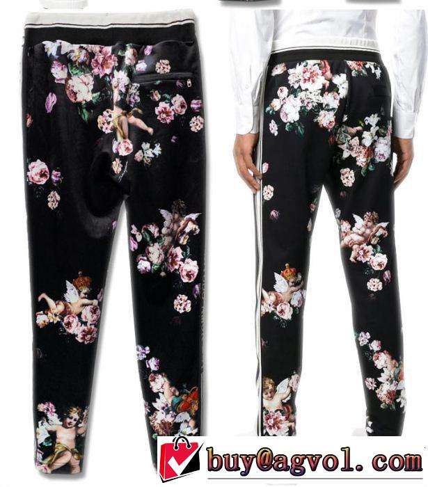 目を引く存在感抜群 ドルチェ＆ガッバーナ Dolce&Gabbana デニムパンツ  魅力的な今年らしい