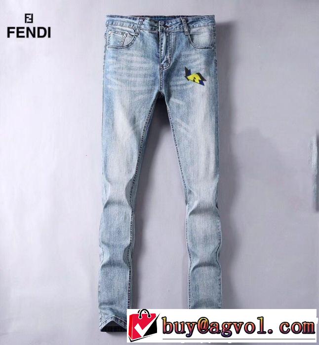 FENDI フェンディ ストレートデニムパンツ 2019夏色っぽさ きちんと感が抜群