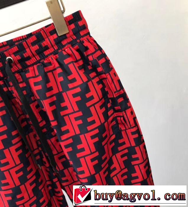 《2019年》今、注目のストリート チノパン クールな印象を引き立て フェンディ FENDI