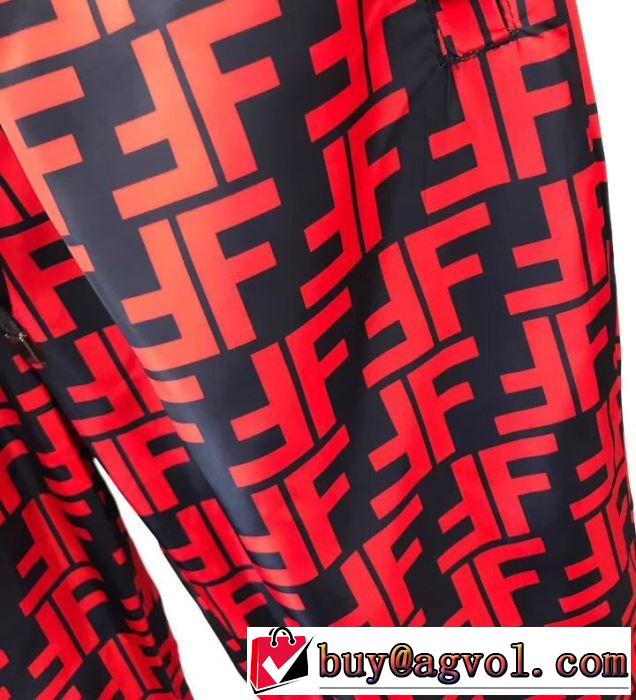 《2019年》今、注目のストリート チノパン クールな印象を引き立て フェンディ FENDI