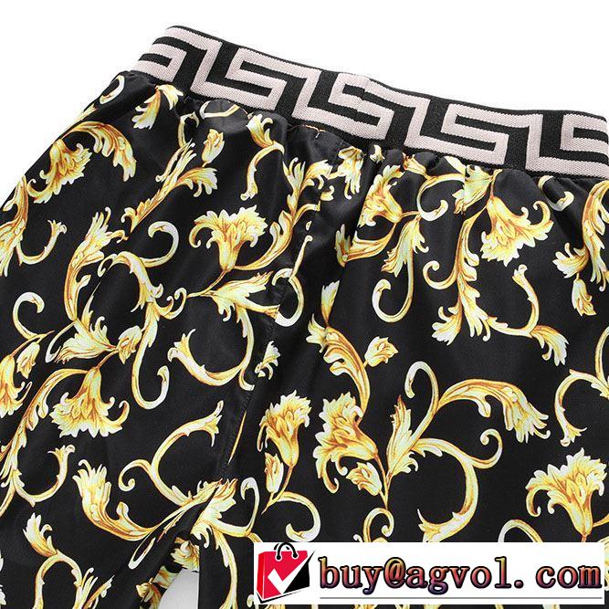 高級感が好評です 2019春夏のトレンド新商品 ヴェルサーチVERSACE デニムパンツ