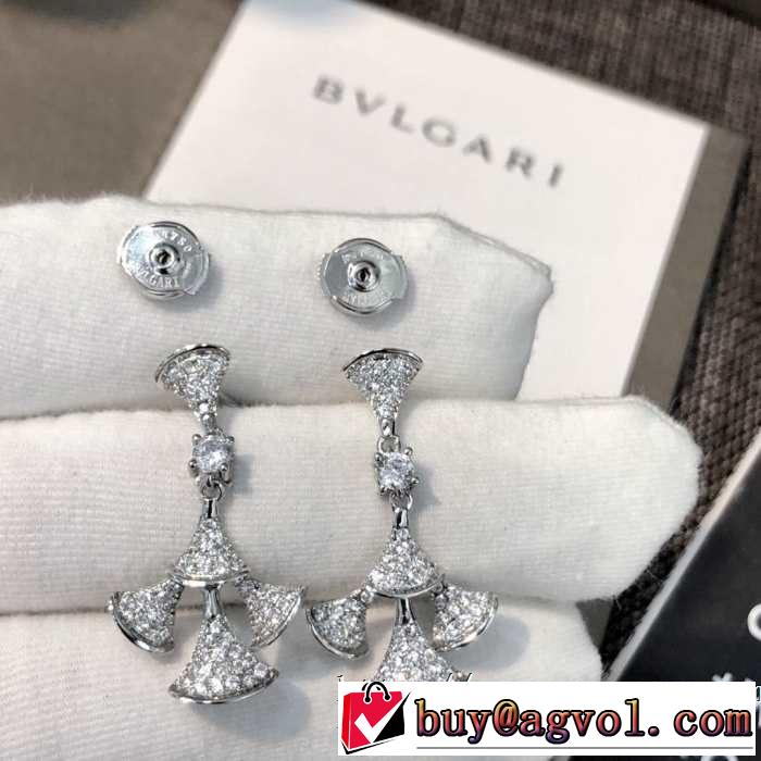 大人の可愛さを引き立て ブルガリ BVLGARI 大人カジュアル夏ファッション2019 ピアス 甘過ぎず大人な印象に 2色可選