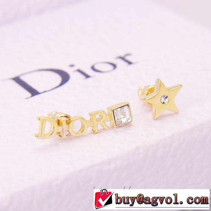 DIOR おすすめ大人かわいい着こなし ディオール  る春夏おすすめの人気商品 ピアス 2019夏ファション新品