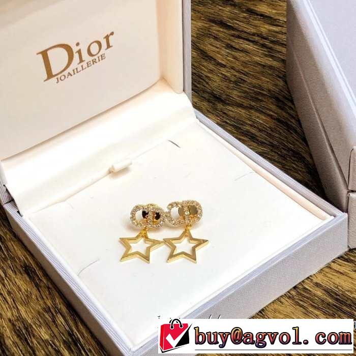 暑い今こそ活躍させたい！ディオール透け感新作がイチ推しDIOR 2019SSのトレンド商品 ピアス 夏大人気のアイテム