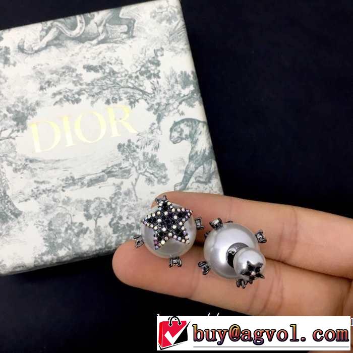 オシャレな印象に ディオール 2019春夏も引き続き人気セール DIOR おしゃれ上級者に挑戦 ピアス 春夏らしい華やか