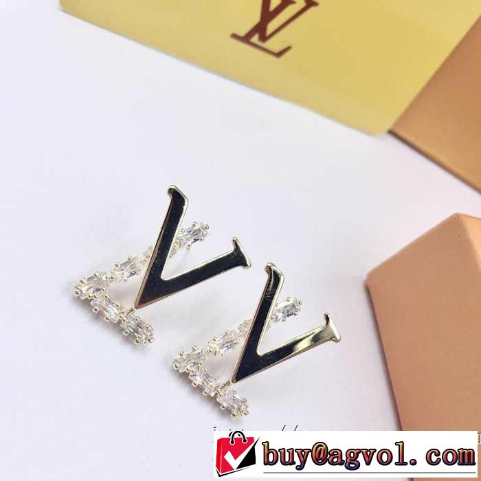 夏の王道　適度な上品さ ルイ ヴィトン 2019春夏も引き続き人気セール LOUIS VUITTON オシャレな印象に ピアス