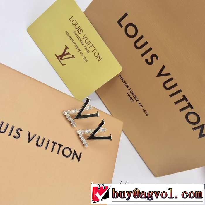 夏の王道　適度な上品さ ルイ ヴィトン 2019春夏も引き続き人気セール LOUIS VUITTON オシャレな印象に ピアス