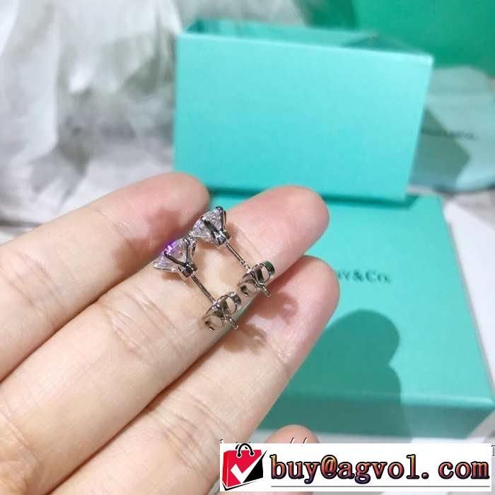 2019年最新ファッション ティファニー Tiffany&Coリッチな印象に  ピアス リラックススタイルが実現