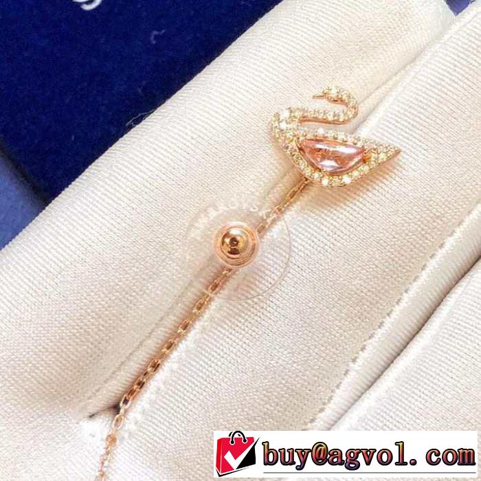 イヤリング  2019年春夏シーズンの人気 最新のトレンドブランド人気的 スワロフスキー SWAROVSKI