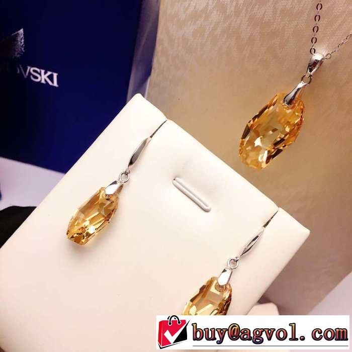 2019年春夏流行ファッション 大人の可愛さを引き立て スワロフスキー SWAROVSKI 2色可選 イヤリング