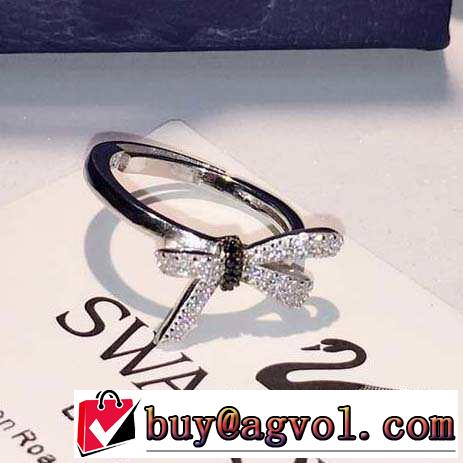 2019年春夏のトレンドアイテム 大人の可愛さを引き立て スワロフスキー SWAROVSKI 指輪