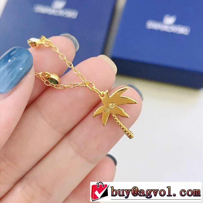 ブレスレット 2019年最新ファッション 春夏シンプルファッションでOK！ スワロフスキー SWAROVSKI