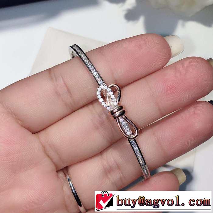 スワロフスキー SWAROVSKI ブレスレット春夏らしい爽やかさ 2019年春夏のトレンドアイテム