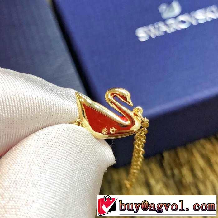 2019春夏も引き続きトレンド スワロフスキー SWAROVSKI ブレスレット 目を引く春夏トップス