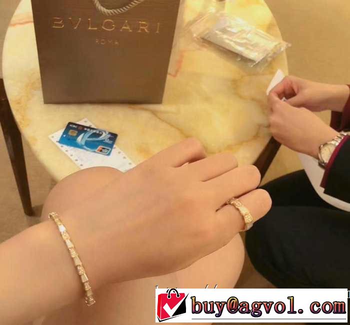 2019夏ファション新品  ブレスレット 大人っぽく見せ新作 ブルガリ BVLGARI 春夏のトレンドアイテム