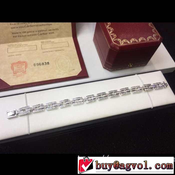 カルティエ CARTIER 目を引く春夏トップス ブレスレット 春夏！大人カジュアル 【2019年】夏のファッション