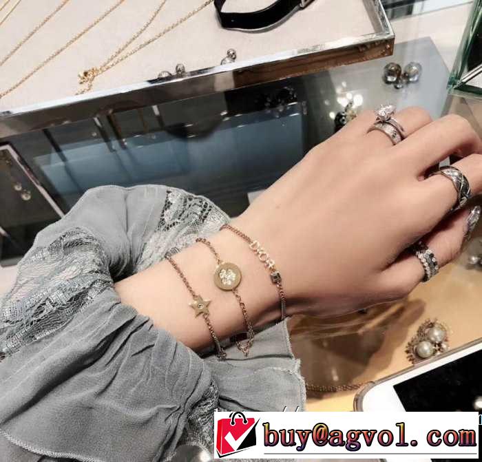 2019春夏も引き続き人気セール ディオール DIOR オシャレな印象に ブレスレット 夏らしい爽やかさ