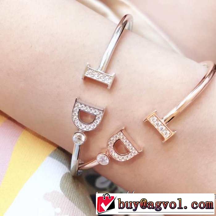 2色可選 きちんと感が抜群 ディオール DIOR 2019年の夏のマスト ブレスレット  夏らしい季節感