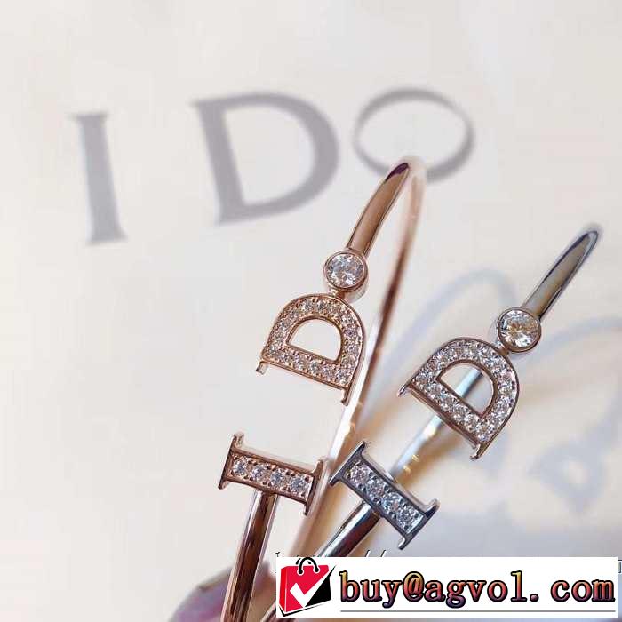 2色可選 きちんと感が抜群 ディオール DIOR 2019年の夏のマスト ブレスレット  夏らしい季節感