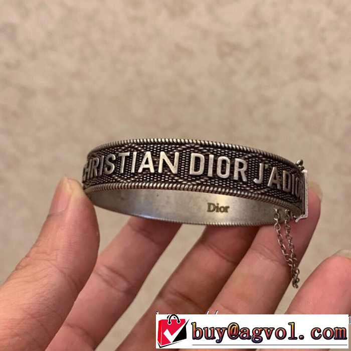 ディオール DIOR  夏ファッションのおすすめ ブレスレット 2019年夏の一押しファッションアイテム