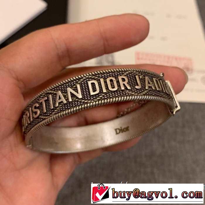 ディオール DIOR  夏ファッションのおすすめ ブレスレット 2019年夏の一押しファッションアイテム