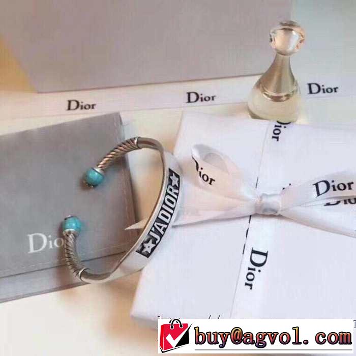 ディオール DIOR キレイめ感が強い ブレスレット甘過ぎず大人な印象に 春夏の流行り2019新品
