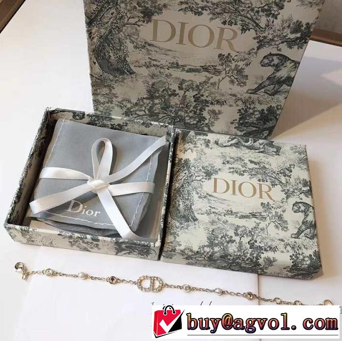 素敵なスタイルで夏の定番 ディオール DIOR 今年春夏ファション流行り ブレスレット 2019SSのトレンド商品