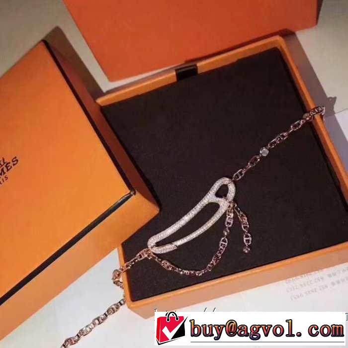 ブレスレット元気な印象のコーデ  エルメス HERMES 2色可選 2019春夏トレンドアイテム