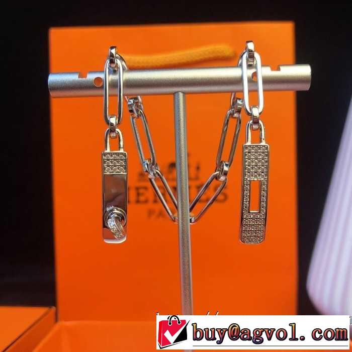 オシャレ印象で人気の高い  2019即旬な装いに エルメス HERMES ブレスレット きちんと感が抜群