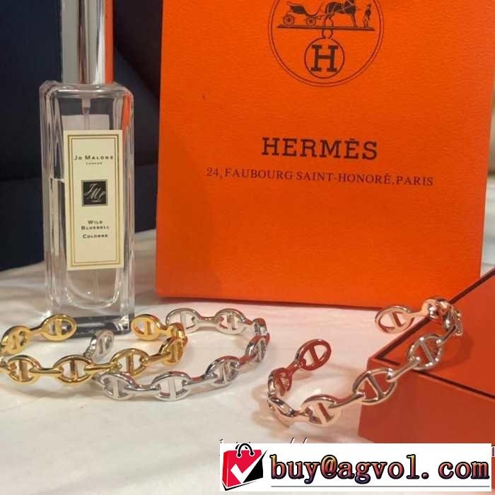 3色可選 きれいめ上品に ブレスレット 2019年の夏のマスト エルメス HERMES ぐっと鮮度がアップ