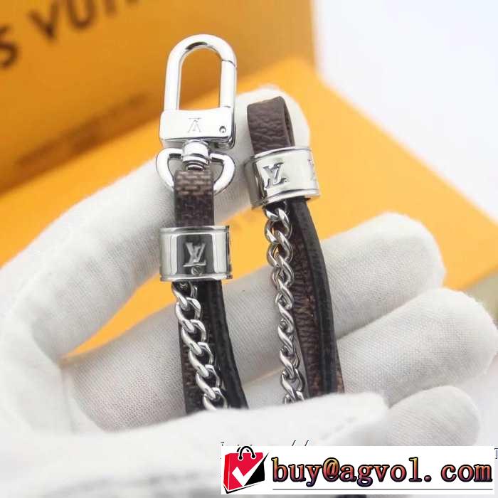ブレスレット 季節感をプラス人気商品ルイ ヴィトン2019春夏も引き続きトレンド LOUIS VUITTON  大人のこなれた着こなし
