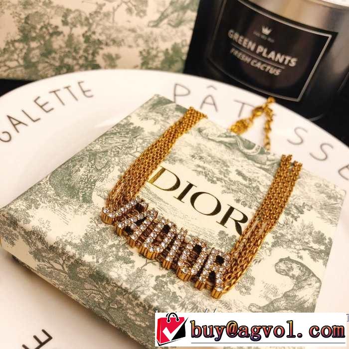 今流行りの最新コレクション 《2019年》今、注目のストリート ディオール DIOR ネックレス