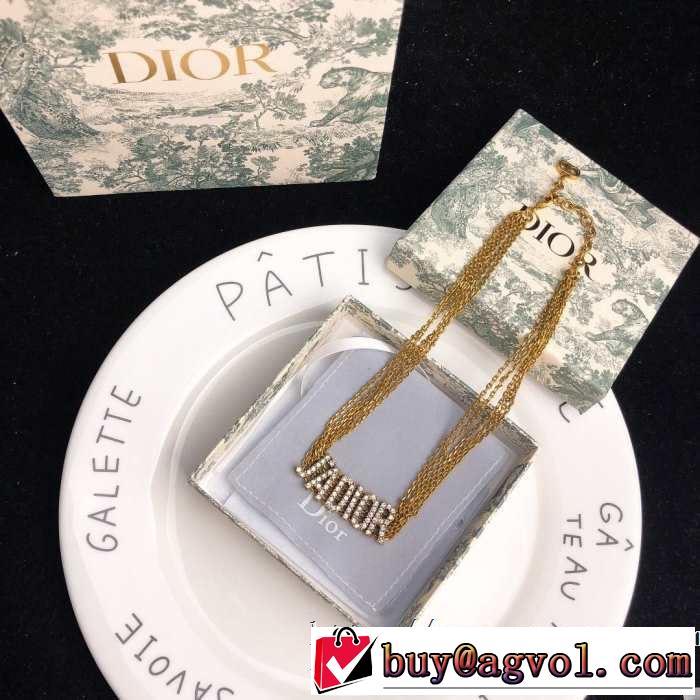 今流行りの最新コレクション 《2019年》今、注目のストリート ディオール DIOR ネックレス